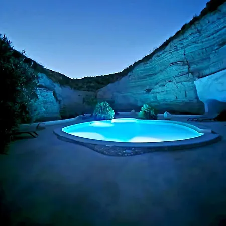 Holiday home Cueva Aventura
